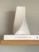 Load image into Gallery viewer, A gloss white contemporary vase with a twist design, Wider at the bottom, Sorrel rises to a narrower opening, creating an elegant flow to the rhythm of the vase

